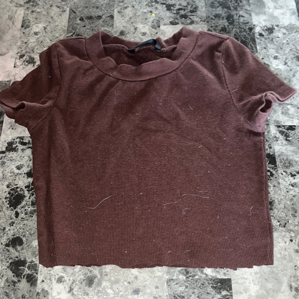 brown cropped t shirt